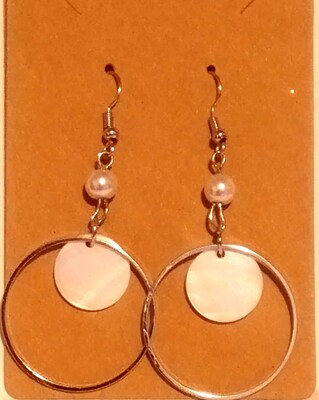 Dangle earrings - image3